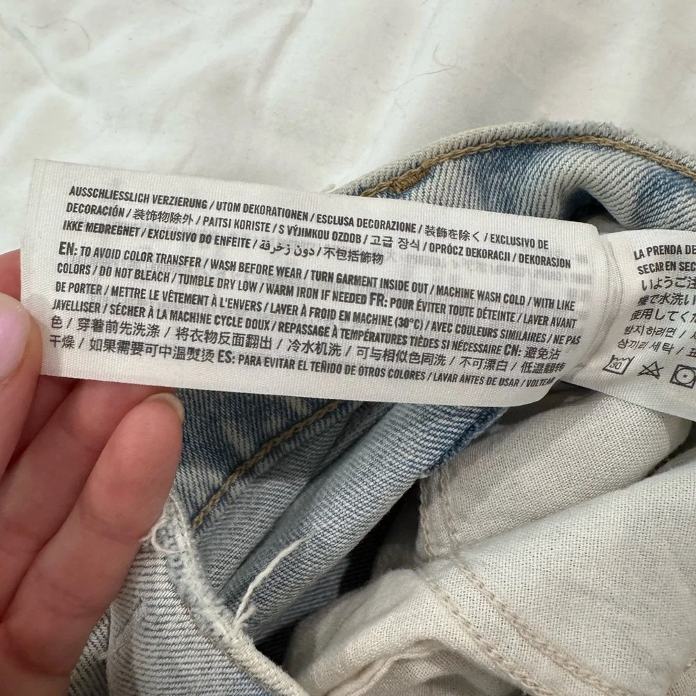 Size 25 / 0R The ‘90s Relaxed Jean High Rise Light Blue Distressed Women’s - Picture 8 of 9